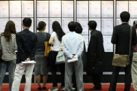 بازار کار کره‌ جنوبی برای ششمین ماه متوالی افت کرد